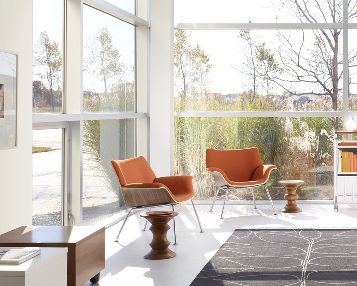 eames-walnut-stool-herman-miller-bpsi